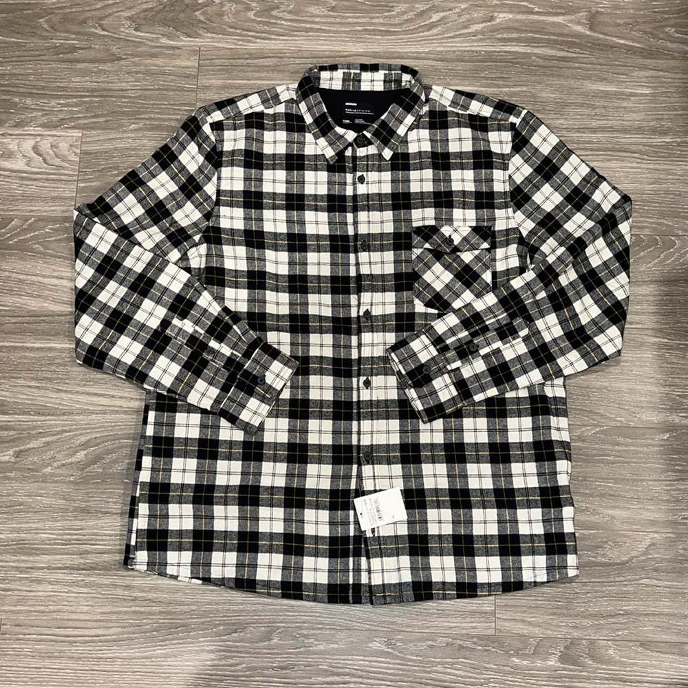 Public opinion flannel. Size XL. NWT